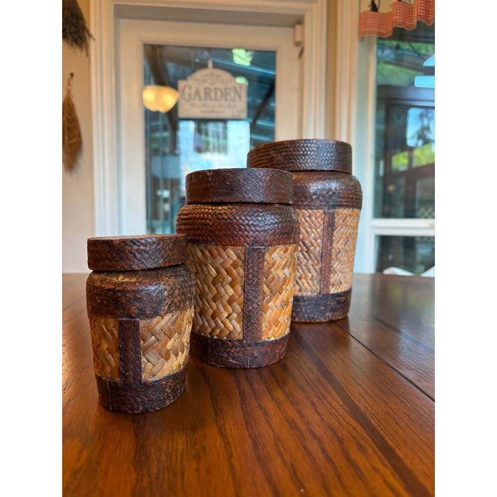 Three (3) Vintage Nesting Rice Boxes - Picture 2 of 7